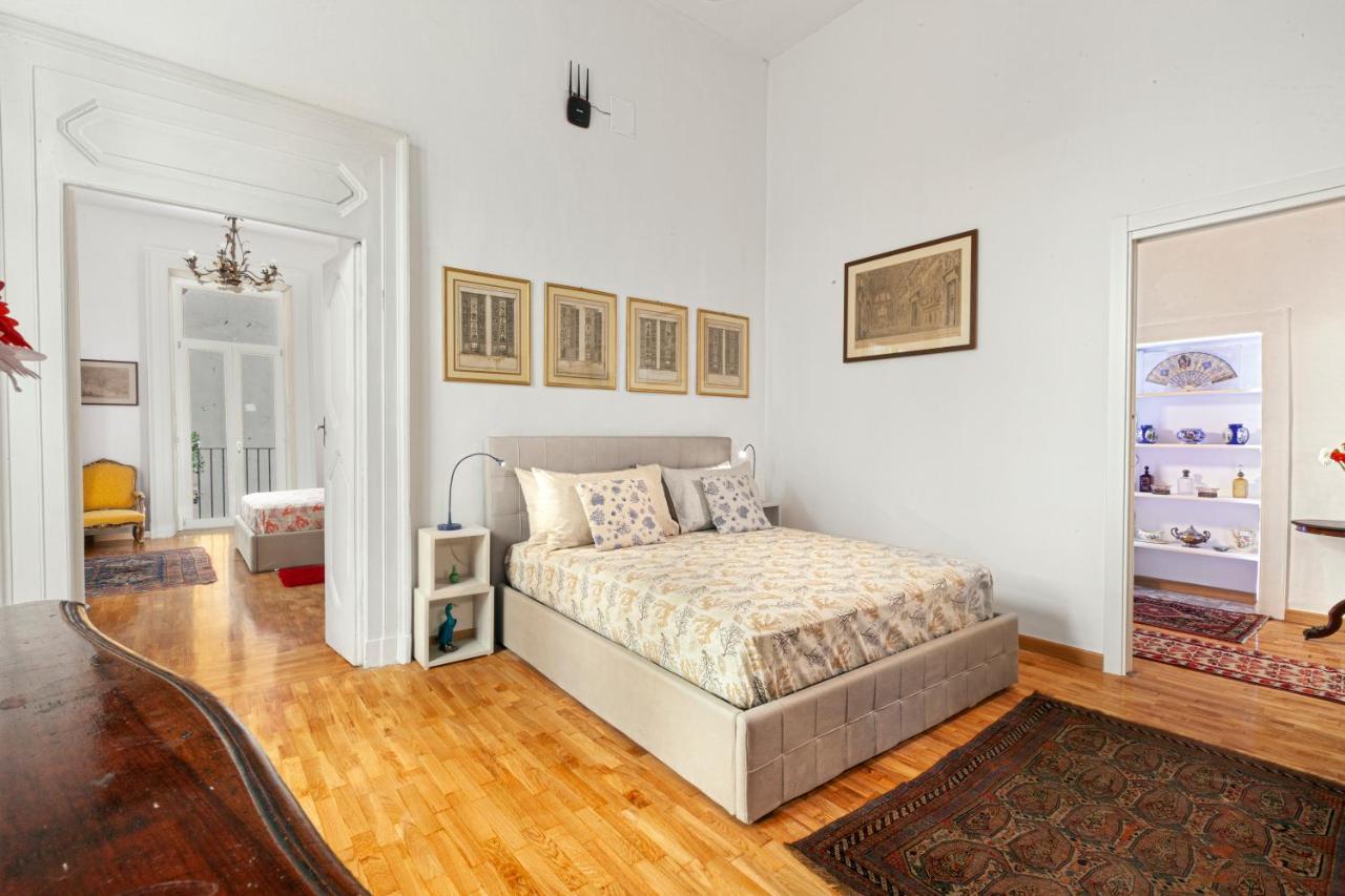 Teresella Suite Napels Buitenkant foto