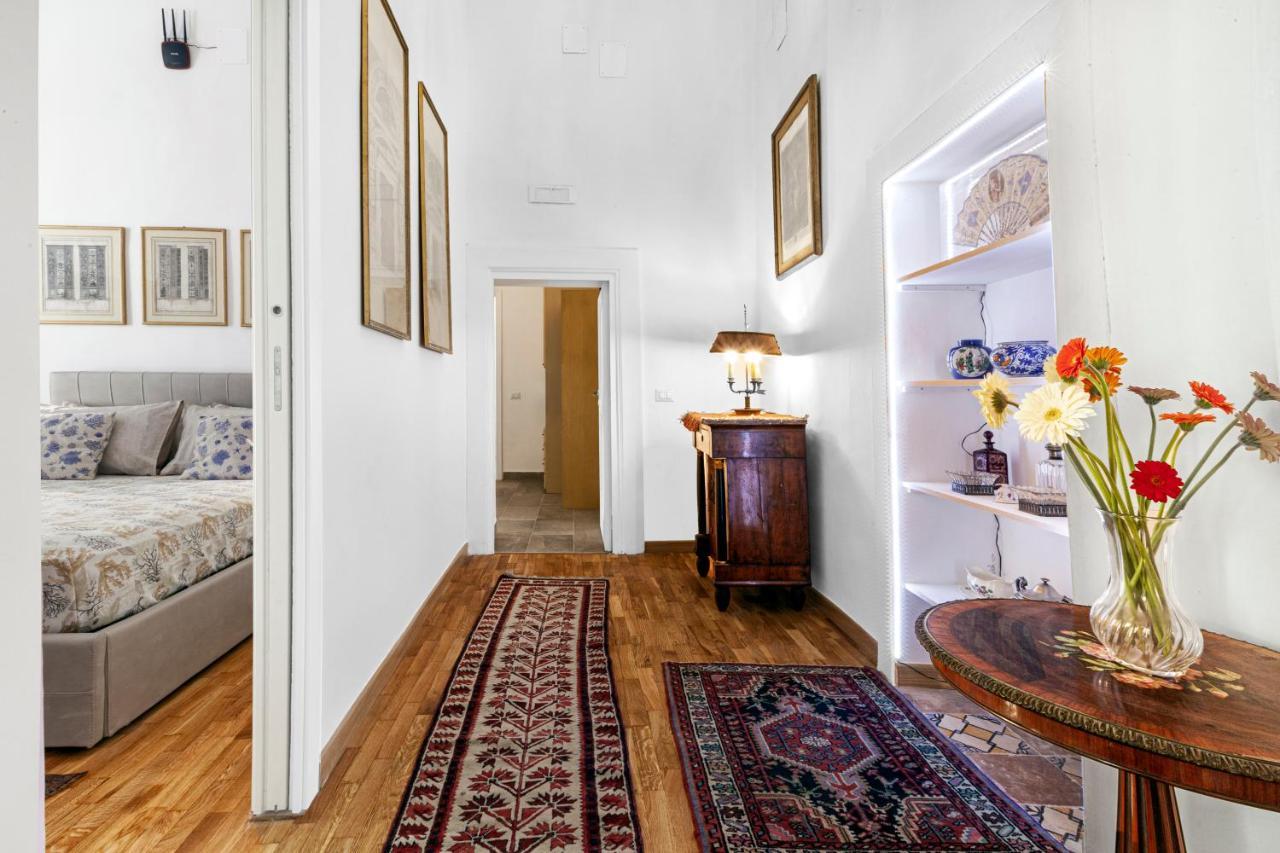 Teresella Suite Napels Buitenkant foto