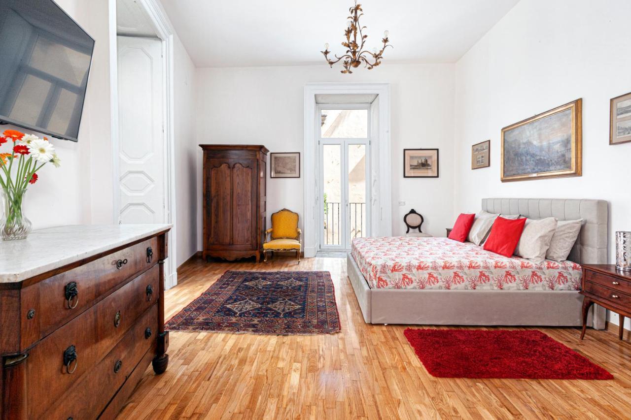 Teresella Suite Napels Buitenkant foto