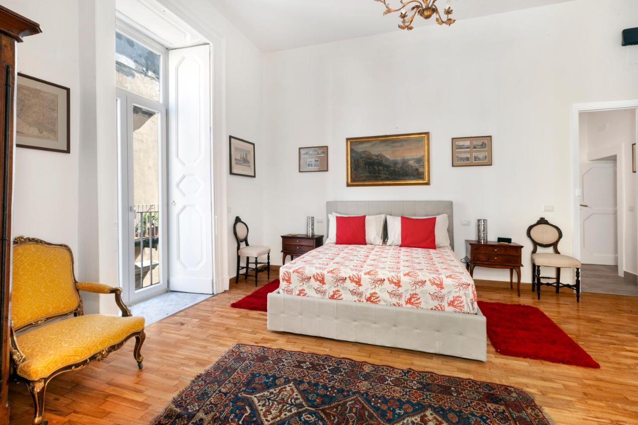 Teresella Suite Napels Buitenkant foto