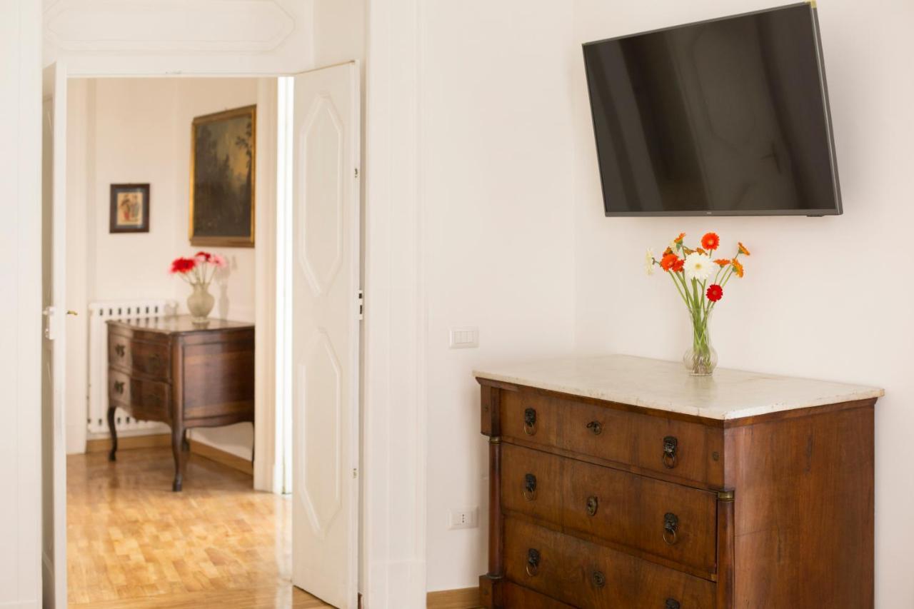 Teresella Suite Napels Buitenkant foto
